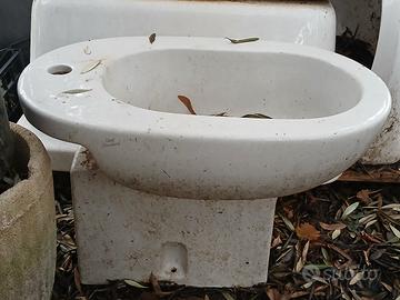 wc water e bidet usati ma integri