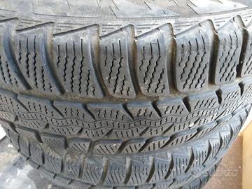 Gomme invernali 185 60 r15 con cerchi a 5 fori