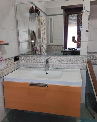 Mobile bagno più specchio. Leggi descrizione