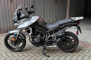 Triumph Tiger 800 XRT