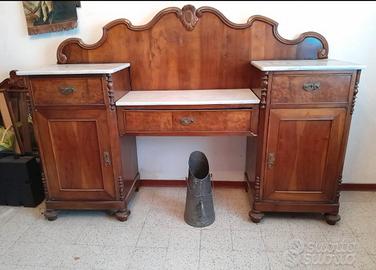 Credenza antica