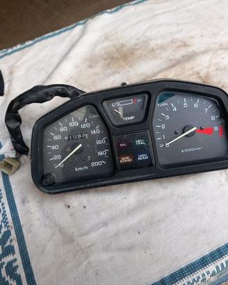 Honda Dominator? Transalp? ricambi vari, faro etc.