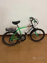 bicicletta bimbo verde con cambio