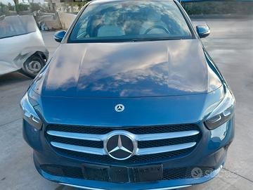 MERCEDES CLASSE B 180 D AUTOMATIC SPORT PLUS