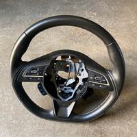 Volante in pelle Suzuki Swift Hybrid del 2023