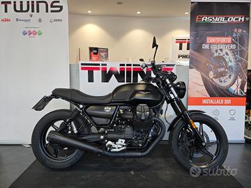 Moto Guzzi V7 IV Stone _ Usato Permutabile