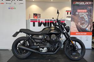 Moto Guzzi V7 IV Stone _ Usato Permutabile