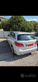 Mercedes b