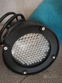 Faro infrarosso Surveillance tech