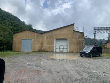 Immobile di 3000 m² con 2 locali a Campo Ligure