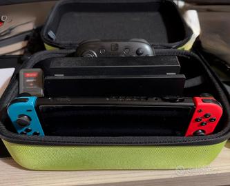 Nintendo Switch con giochi e accessori