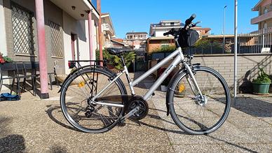 bicicletta da città btwin hoprider 300