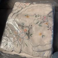 Tovaglia  completa di tovaglioli Nuova