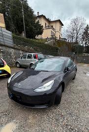 Tesla model 3 rwd plus