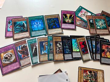 Lotto 250 Carte Yu-Gi-Oh! Miste piu olografiche