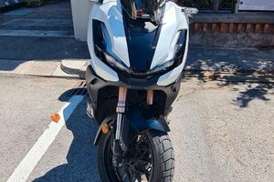 Honda adv350