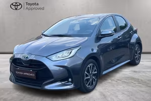 Toyota Yaris Hybrid Trend MY22