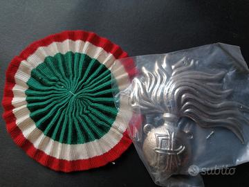 Coccarda tricolore +fregio Carabinieri 