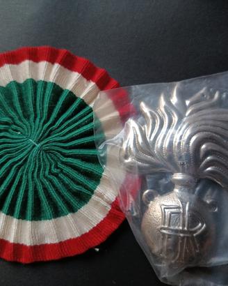 Coccarda tricolore +fregio Carabinieri 