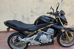 ER6N 2005 25 kw pat A2 finanziabile 