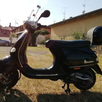 Vespa et4 anno 1999