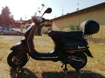 Vespa et4 anno 1999