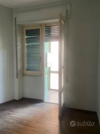 A Grosseto  8 finestre e 3 portafinestra in legno