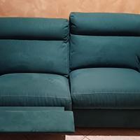 Divano a due posti comodo seminuovo