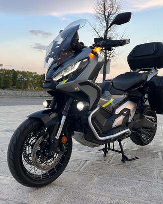 HONDA X ADV 750 TRAVEL PARI AL NUOVO GARANZIA 2030