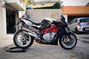 Mv Agusta Brutale 1090 abs