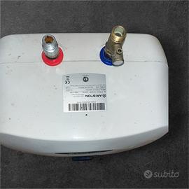 Scaldabagno Elettrico Ariston BLU EVO R 10U/3 EU
