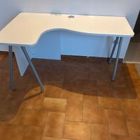 Scrivania per stanzetta