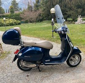 VESPA 300