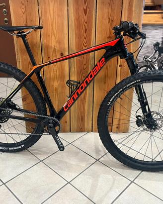 Cannondale Fsi carbon MTB 29 TOP gamma 9,75Kg