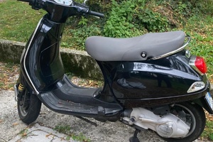 Piaggio Vespa LX 150