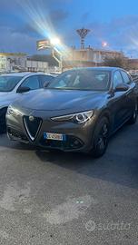 Alfa Romeo Stelvio 2.2 Turbodiesel 160 CV AT8 RWD 