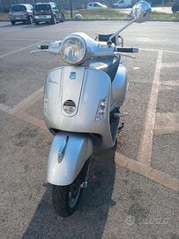 Vespa paggio GTS 125  ANNO 2008  , PERFETTA