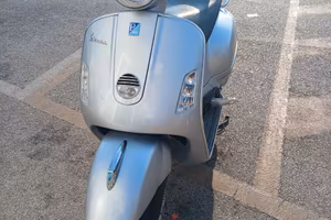 Vespa paggio GTS 125  ANNO 2008  , PERFETTA