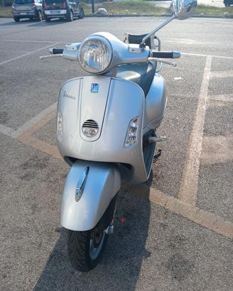 Vespa paggio GTS 125  ANNO 2008  , PERFETTA