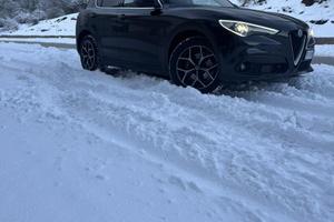 Alfa romeo stevio 2.2 Q4 210cv