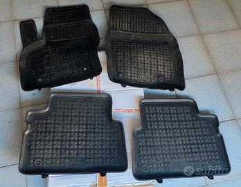 tappetini in gomma a vasca x ford c-max 
