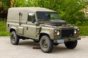 LAND ROVER DEFENDER 110 WOLF