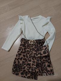 vestina con borsetta...