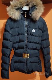 piumino Moncler corto donna