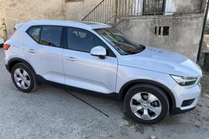 Volvo xc 40 b4