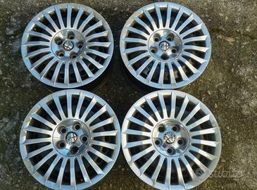 Cerchi alfa Giulietta 16