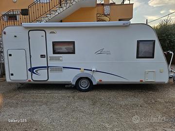 Roulotte Bustner Averso 495