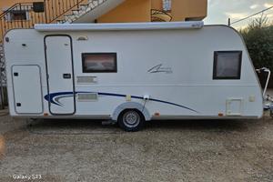 Roulotte Bustner Averso 495
