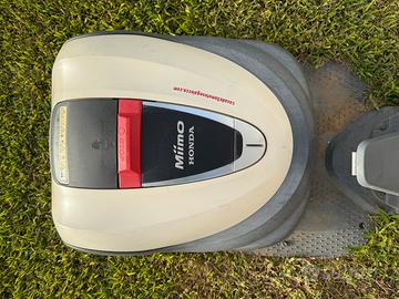 Robot rasaerba Honda miimo