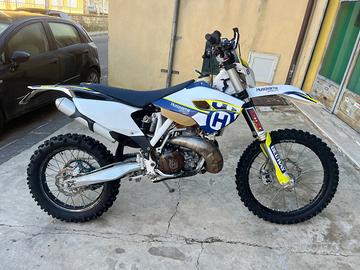 HUSQVARNA TE 300 2016 FINANZIAMENTO PERMUTA